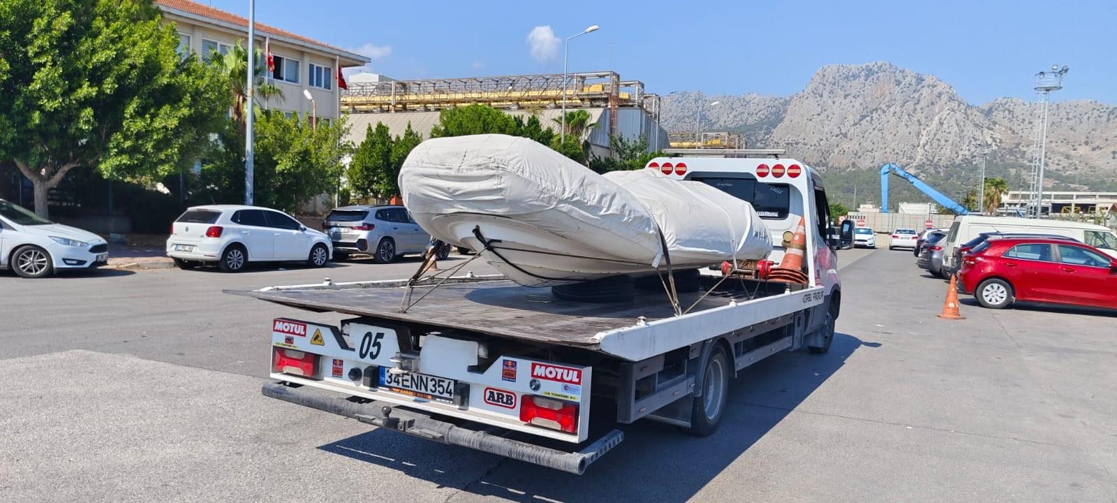 Beylikdüzü çekici - Premium spor aracın çekici üzerinde taşınması